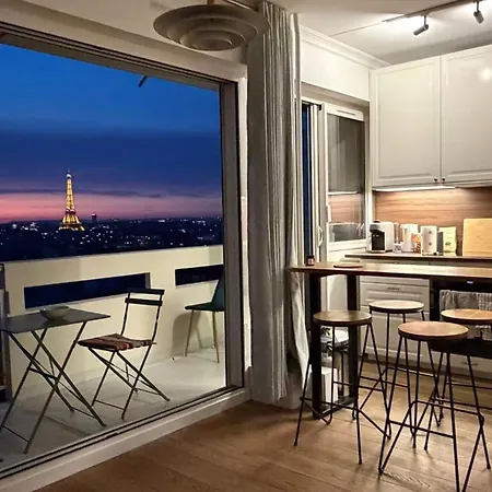 Apartment Elegant Eiffel View Balcony And Garage